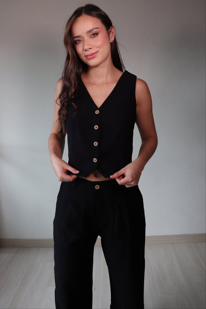 Chaleco Noa Negro de botones delanteros