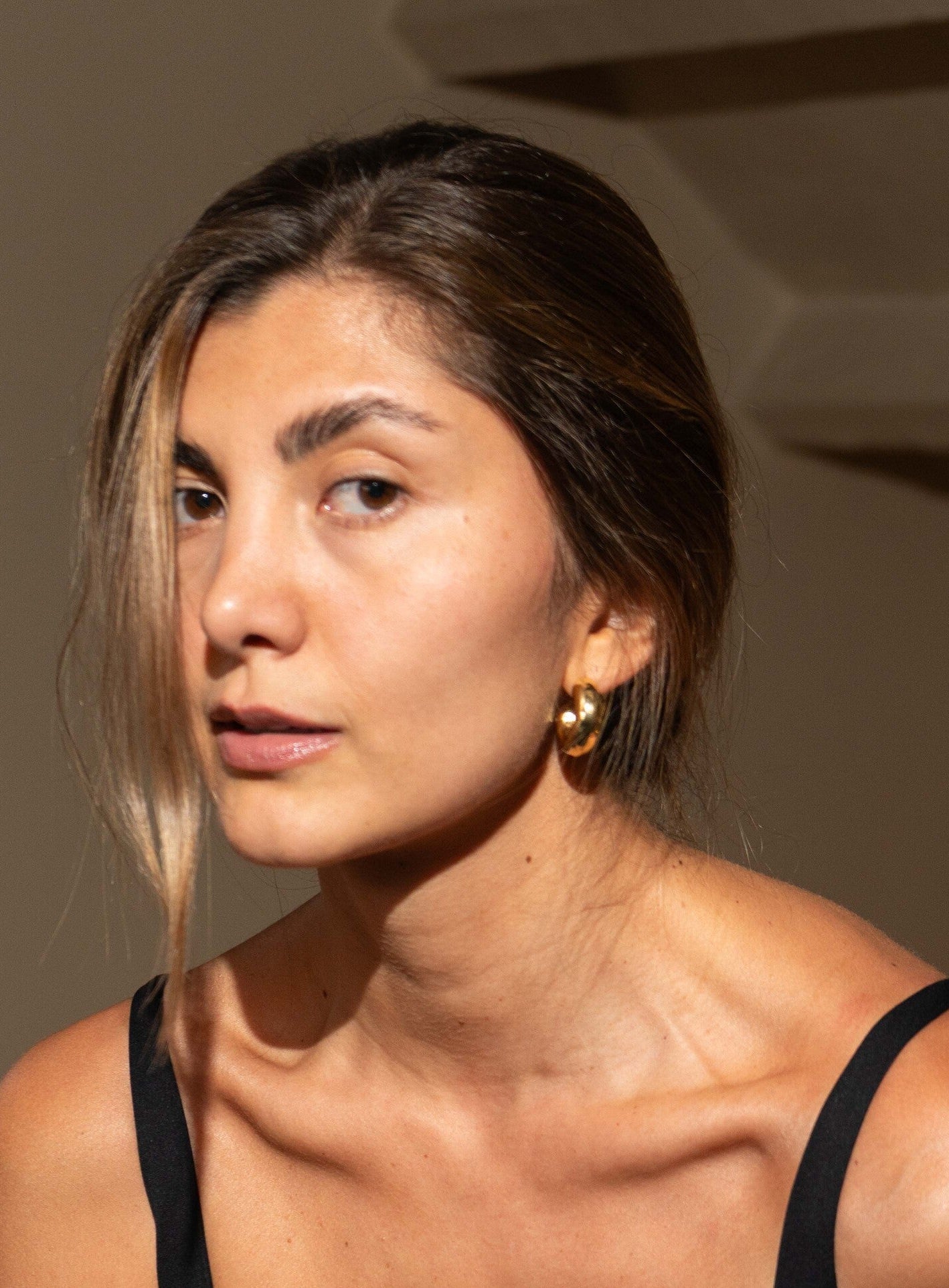 Aretes Órbita Dorado